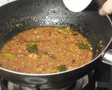 A picture of step 6 of Besan ka khagina بیسن کا خاگینہ.