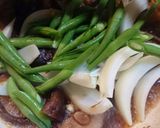 Foto langkah ke 6 dari resep Sapi tumis jamur kering shitake.