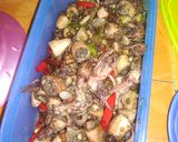 Foto langkah ke 7 dari resep Oseng cumi asin.