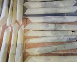 Foto langkah ke 1 dari resep Banana spring roll.
