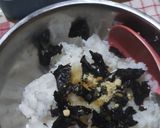 Foto langkah ke 3 dari resep Nasi Kepal Isi Tuna Mayo.