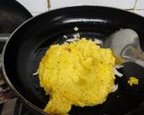 A picture of step 1 of Leftover cooked vermicelli cutlets.