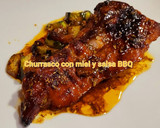 Foto del paso 5 de la receta: Tira de churrasco de cerdo a la miel con calabacín