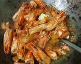 Foto langkah ke 2 dari resep Minyak Kepala Udang.