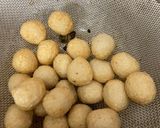 Hình bước làm 1 của món Cà ri cá viên HongKong bên hông chợ lớn cà chớn ăn đòn 😅