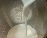 A picture of step 2 of Mango milk shake shots.