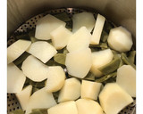 Foto del paso 1 de la receta: Tortilla de judía verde y patata con pimentón y ajo en polvo
