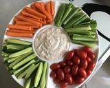 Une image de l'étape 5 de Légumes frais à croquer sauce citron persil et menthe.