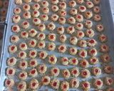 Foto langkah ke 5 dari resep Thumbprint keju.