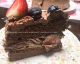 Foto langkah ke 16 dari resep Strawbery Chocolate Short Cake Klasik &Lembut ❤️.