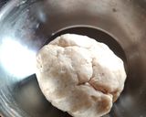 A picture of step 3 of Aloo matar parcels.