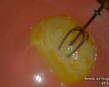 Foto langkah ke 4 dari resep Bolu karamel empuk irit.