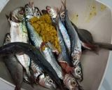 Foto langkah ke 2 dari resep Baby layang goreng tepung.