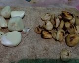Foto langkah ke 2 dari resep Ayam tumis kemiri.