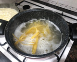 Foto del paso 6 de la receta: Tagliatelle en salsa de nata con pollo y bacon