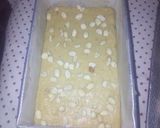 A picture of step 12 of #bakeabread# Banana bread with groundnut topping.