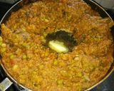 A picture of step 3 of Pav bhaji.