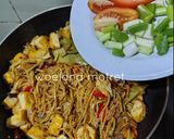 Foto langkah ke 6 dari resep Tumis Tahu Mie Basah (mie karet).