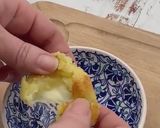 A picture of step 4 of Mashed Potato Croquettes with Reblochon Center.
