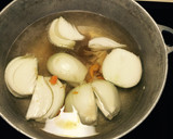 Foto del paso 1 de la receta: Jarabe de jengibre-cebolla-curcuma para limpiar pulmones y vías respiratorias (sinusitis/asma)