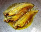 বেগুন ও সর্ষে বাটা দিয়ে পাবদা মাছের ঝাল (Begun-Sorshe bata diye pabda maacher jhal recipe in Bengali রেসিপি ধাপ - 2 ছবি