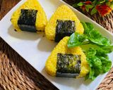 Foto langkah ke 5 dari resep Onigiri Nasi Kuning.