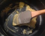 Foto del passaggio 6 della ricetta Lasagne al forno con ragù di pesce e besciamella fatta con fumetto di pesce