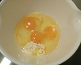 A picture of step 3 of Slice-and-Serve Fluffy Omurice (Japanese Omelet Rice).