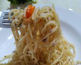 Foto langkah ke 6 dari resep Spaghetti aglio olio.