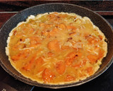 Foto del paso 5 de la receta: Tortilla de boniato y queso