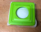 A picture of step 4 of Japanese Lunch Pack Sandwich.