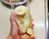 A picture of step 2 of Quick Breakfast Juice.