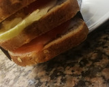 Foto del paso 8 de la receta: Sándwich de salmón y huevo