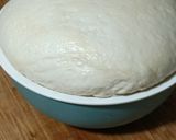 Foto del passaggio 2 della ricetta Treccine dolci super soffici senza burro