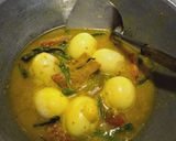 Foto langkah ke 6 dari resep Telur bumbu kunyit kencur.
