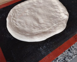 Foto del paso 11 de la receta: Pizza v2 de butifarra y cebolla