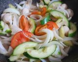 Hình bước làm 1 của món Rau củ xào cá viên