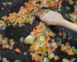 A picture of step 1 of Minced beef and veg pie with mash & onion gravy.