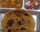 મેથીના થેપલા (Methi Thepla Recipe In Gujarati) રેસીપી સ્ટેપ3ફોટો