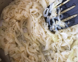 Foto del paso 2 de la receta: Sopa de cebolla a la Mexicana
