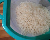 கேரமல் மேகி நூடுல்ஸ் ரெசிபி ஸ்டேப் 2 புகைப்படம்