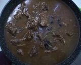 Foto del paso 3 de la receta Carrilladas al Pedro Ximénez con ciruelas