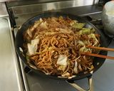 A picture of step 6 of Delicious Yakisoba with Powdered Sauce.