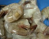 Foto langkah ke 2 dari resep Simply spice crab & shrimp.