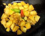 A picture of step 6 of Fried potatoes 🥔🥔.