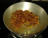 A picture of step 2 of Kala chana chat.