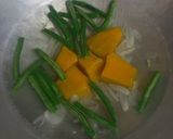 Foto langkah ke 1 dari resep Sayur Bening Daun Katuk.
