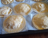 Foto del paso 3 de la receta: Empanadas de aprovechamiento con patatas a lo pobre