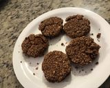Foto del paso 4 de la receta: Alfajores light de avena y chocolate