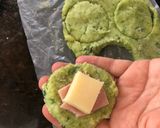 Foto del paso 5 de la receta: Medallón de papa y espinaca relleno